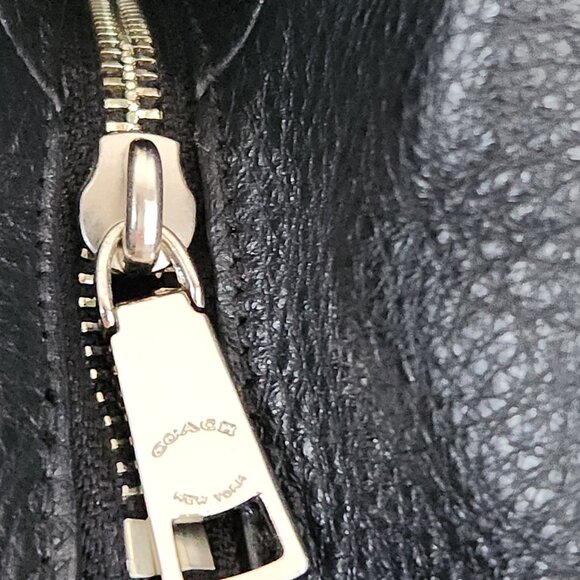 Euc Coach Madison Phoebe Shoulder Bag Purse - Picture 7 of 17